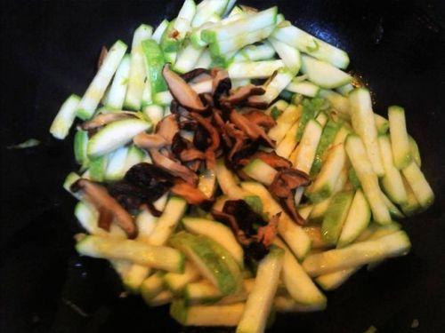 角瓜和海带可以一起吃吗,健康搭配的饮食新主张