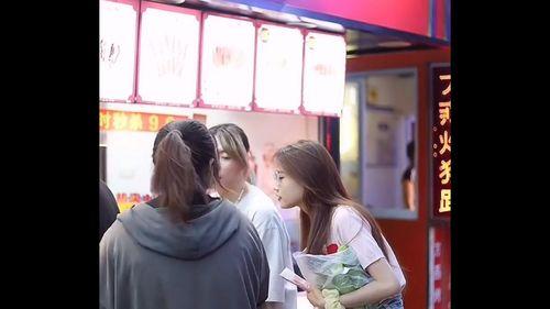 街头吃瓜挑战,揭秘网红美食背后的秘密