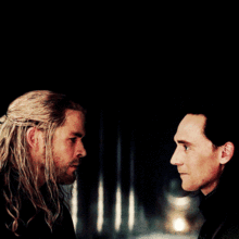 女洛基吃瓜群众,吃瓜群众的视角解读超级英雄